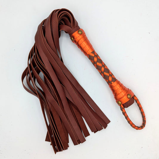 READY TO SHIP! Cow Hide – Leather Flogger – Lil Guy – FCLBMM121224